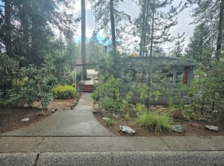 586 W Dundee Ct, Applegate, CA