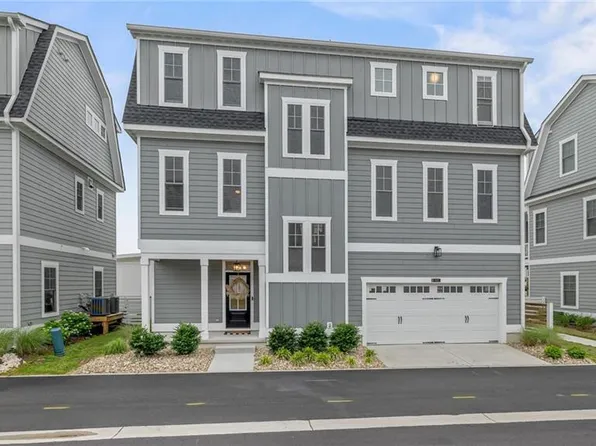 9557 Marina Drive, Norfolk, VA 23518