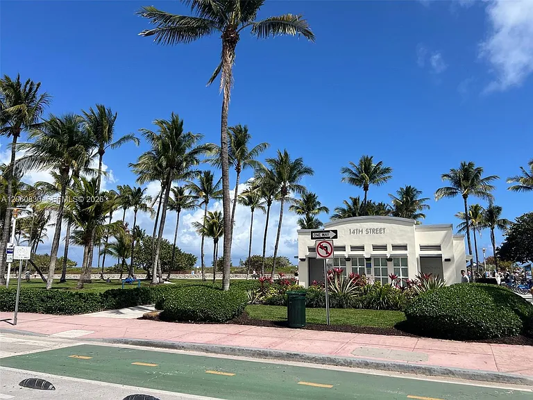 1390 Ocean Dr #101 — Photo 45