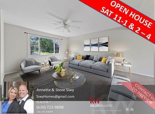 1304 Rita Ave, St Charles, IL 60174