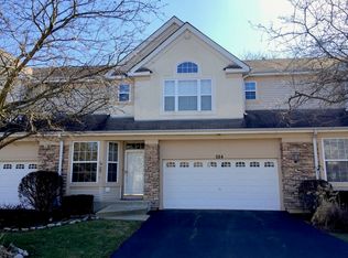 524 Timber Trail Ct, Naperville, IL 60565