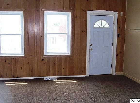 Home for Sale in Quincy, IL $48,900