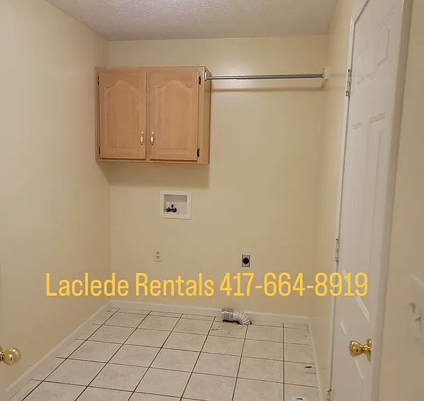 1224 Pine St — Photo 10