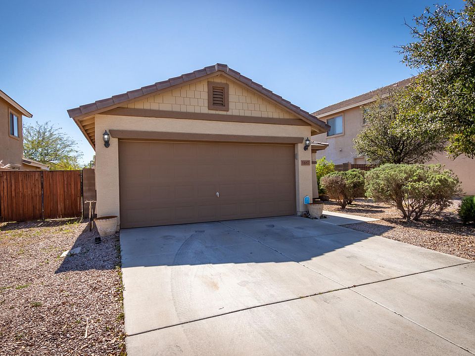 1st image of 1687 W Appaloosa Way