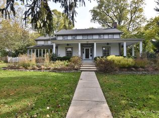 129 Crissey Ave, Geneva, IL 60134