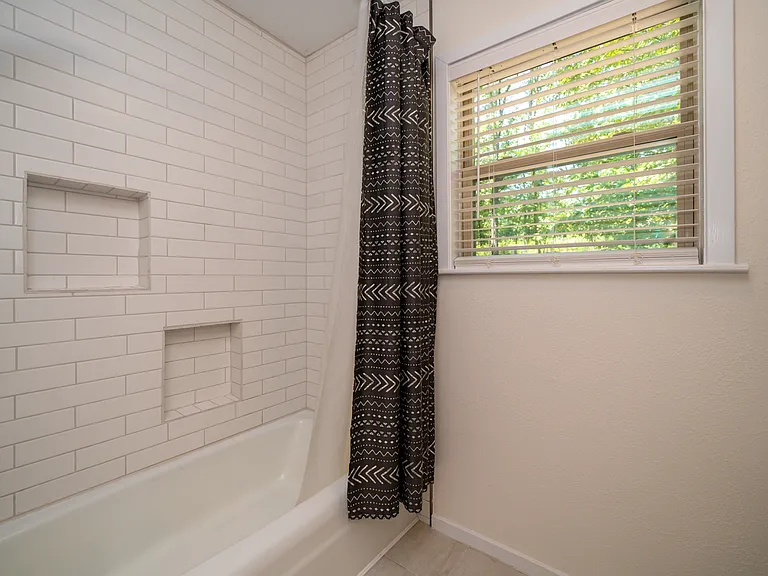 2500 County Road 3440 #3440 — Photo 9