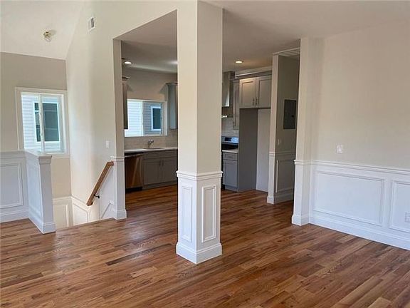 3rd image of 319 Bartlett Ave Floor 2