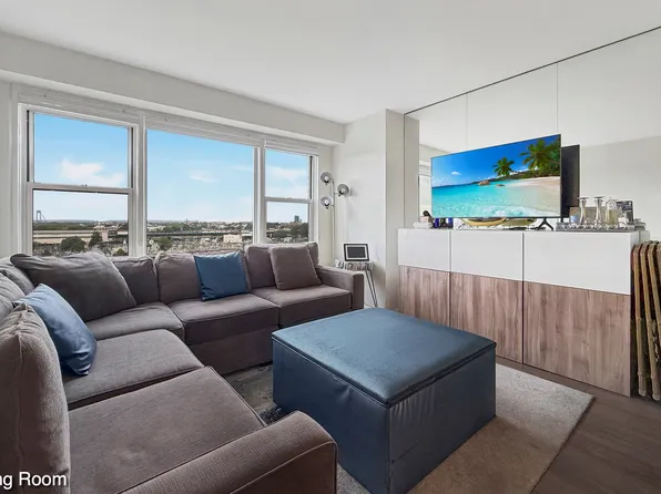 1170 Ocean Parkway image 1 of 16