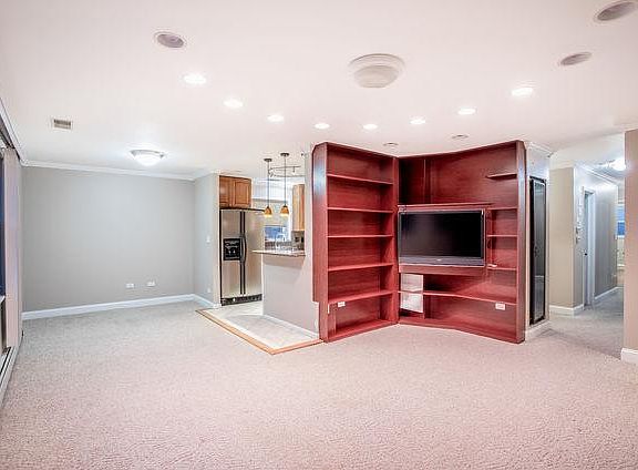 4th image of 8063 W Churchill Ave #2