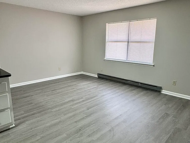 705 Peed Dr #15 — Photo 2