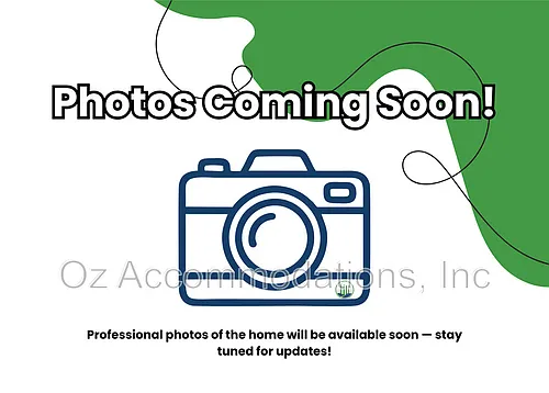 3128 Midland St Photo 1