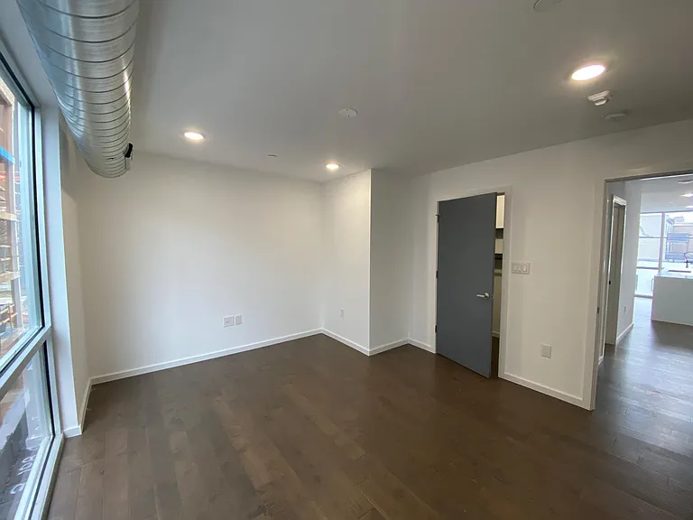 1235 N Franklin St #3 — Photo 12