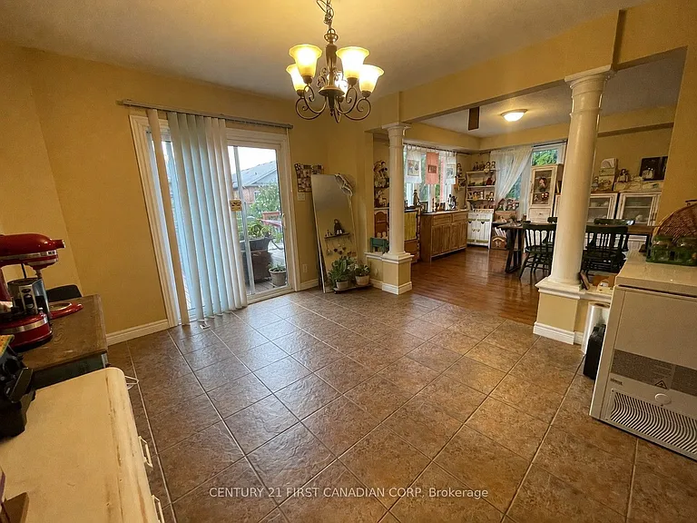 2052 Blackwater Rd — Photo 5