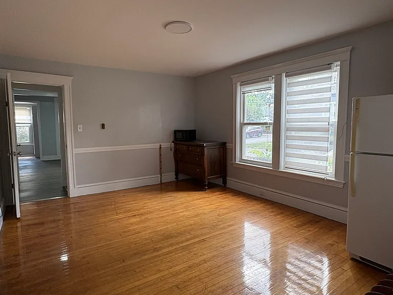 52 Phillips St #1 — Photo 3