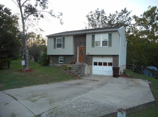 7797 Arrow Wood Dr, Florence, KY 41042