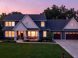 6105 Pine Grove Rd, Edina, MN 55436