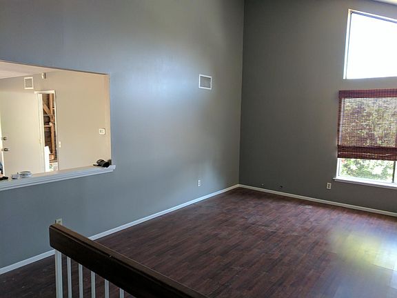 4th image of 1451 E Bermuda Dunes St