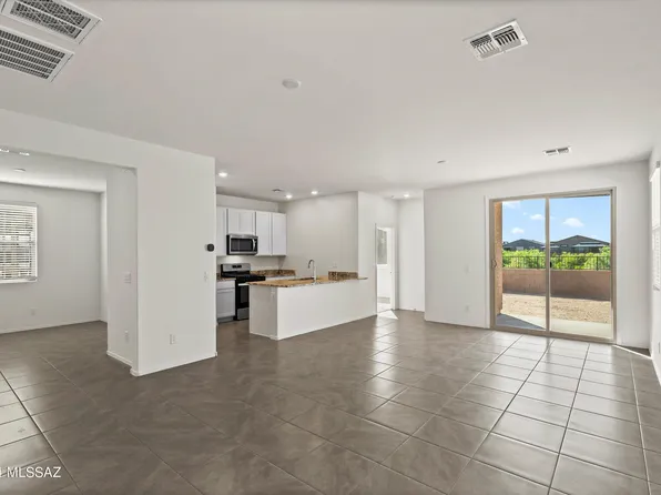 12540 N Krista Ave, Marana, AZ 85653