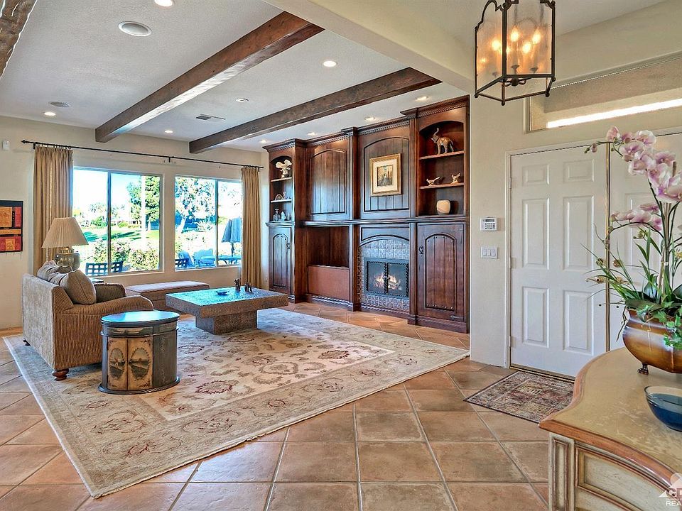 1st image of 158 Kavenish Dr