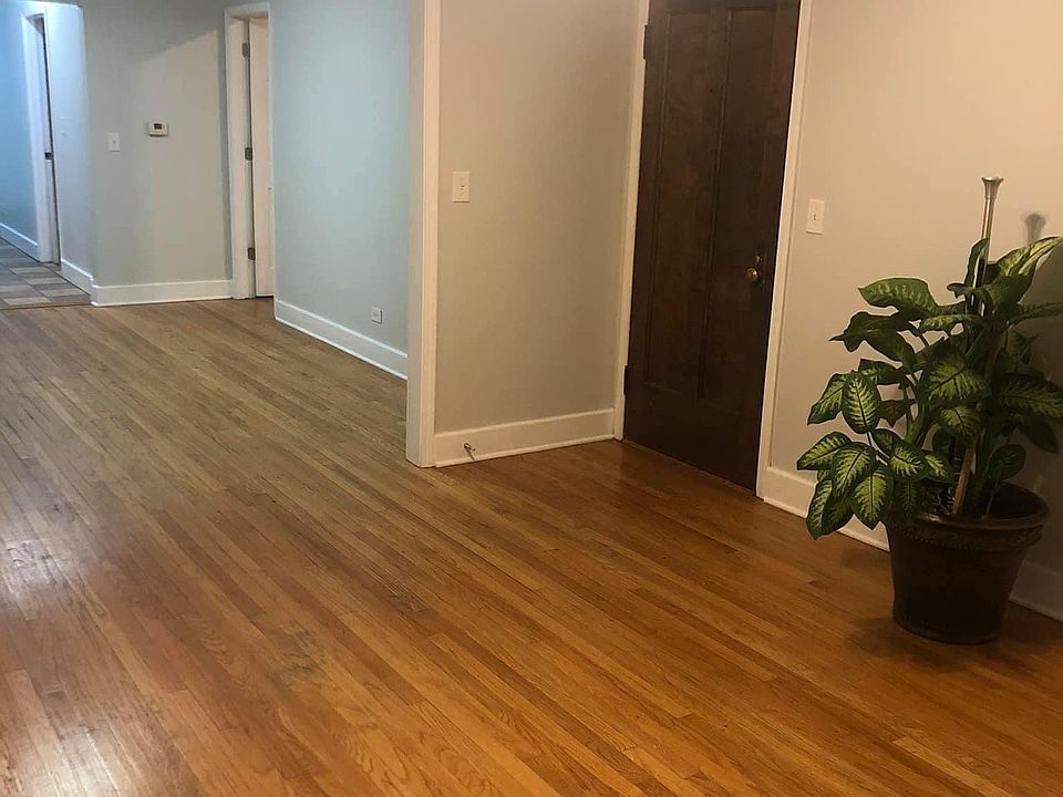 1st image of 5431 W Drummond Pl #2
