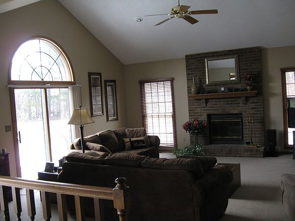 5th image of 3228 Shadberry Ct