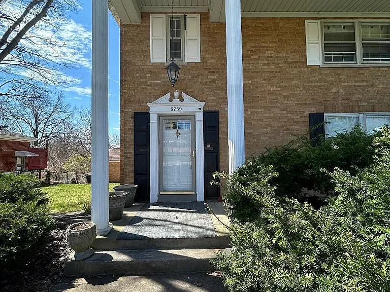 5759 Colerain Ave #2 — Photo 2