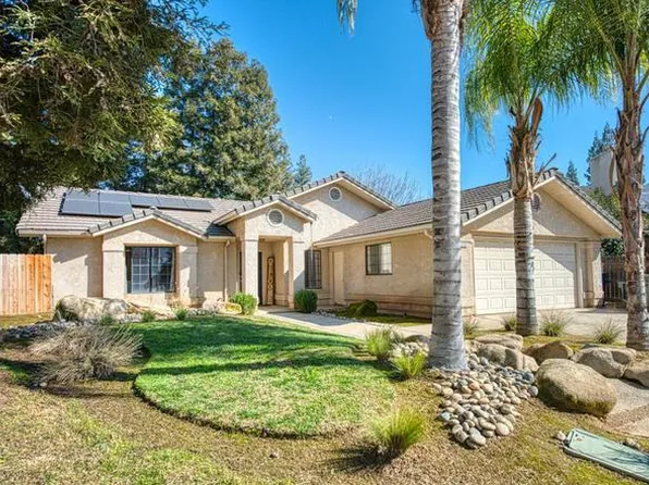 9356 N Barton Ave, Fresno, CA 93720