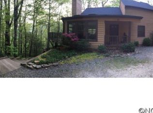 86 Glasgow Trl, Black Mountain, NC 28711