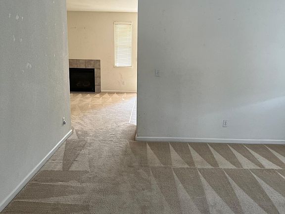 3rd image of 1714 Lee Ct