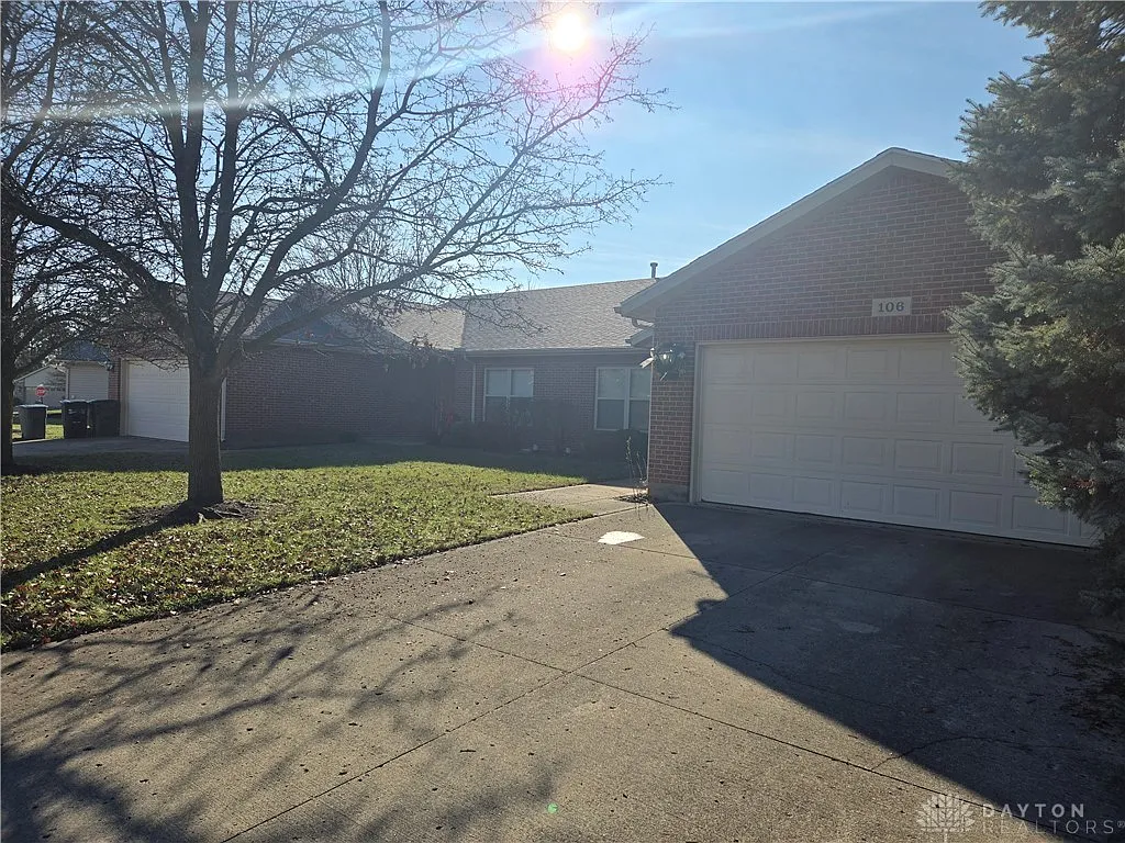 106 Brumbaugh Ct photo 1
