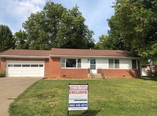 1301 Lambert Dr, Chillicothe, MO 64601