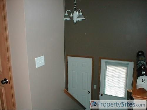 5th image of 344 Prairie Run Dr NE