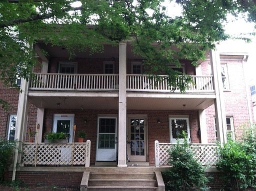 1st image of 2226 Rosewood Ave