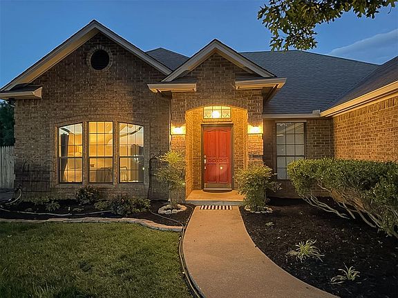 2nd image of 301 Whitman Ct