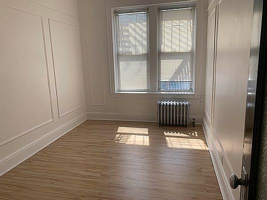 4th image of 31-59 44th St #2