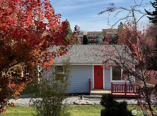 5924 18th Ave SW, Seattle, WA 98106