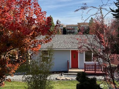 5924 18th Avenue SW, Seattle, WA, 98106