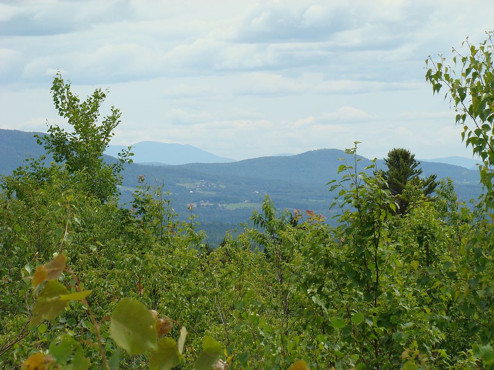 2nd image of 970 School House Rd