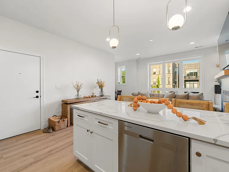 6340 S Drexel Ave #3 — Photo 5