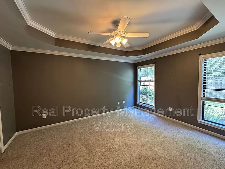 4248 Ashwood Cv — Photo 8
