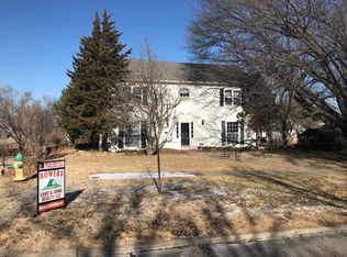 835 W 9th St, Concordia, KS 66901