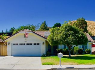 8361 Tamarind Ln, Riverside, CA 92509