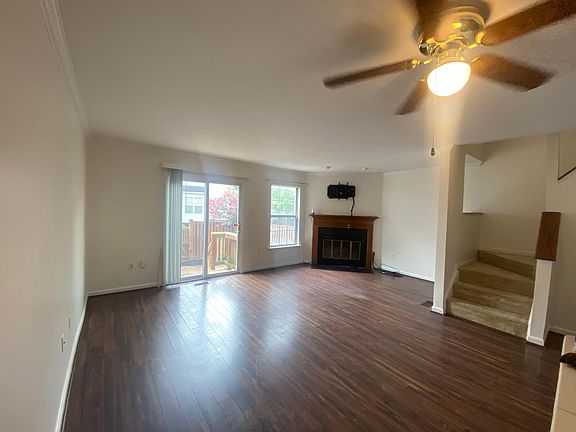 Living Room/Dining Room