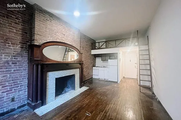 Rented by Sotheby's International Realty | media 4