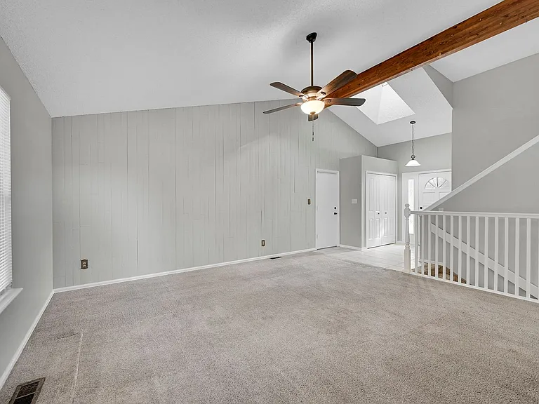 6940 Meadowwood Pl — Photo 5