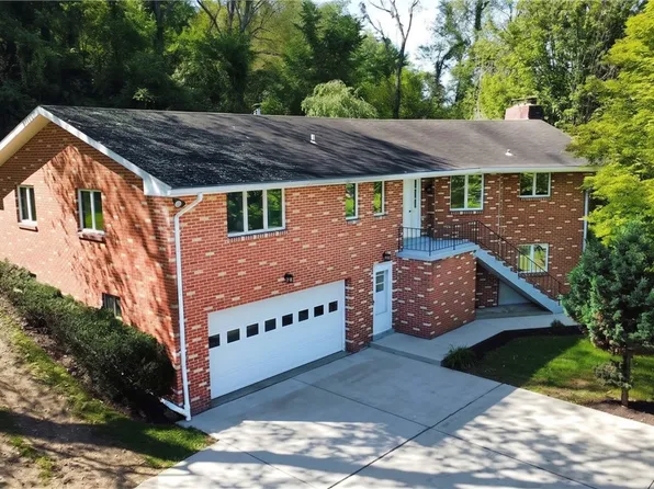 350 Country Club Rd, Washington, PA 15301