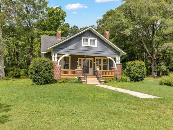 280 Edwards Rd, Henderson, NC 27537