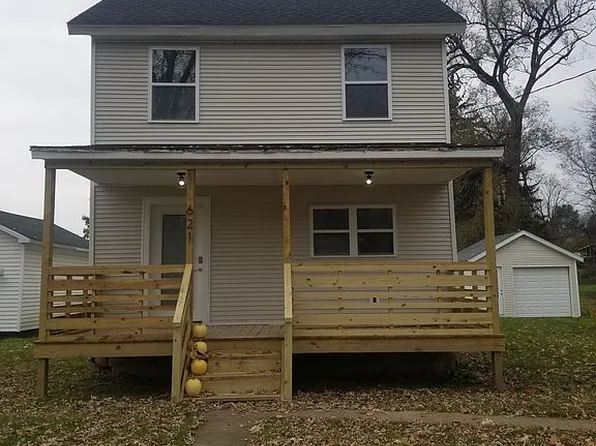 621 Wayne St, Corry, PA 16407