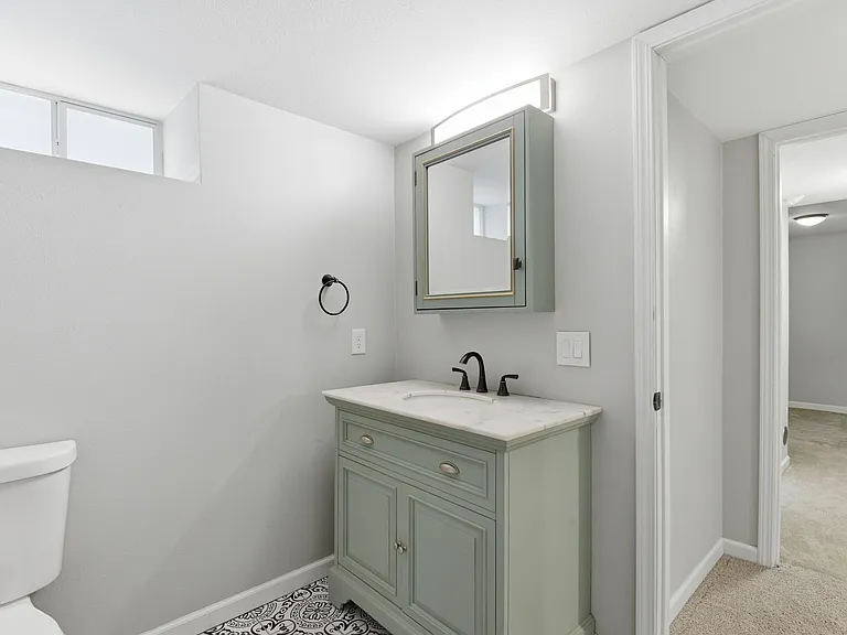 3244 Grand Ave S — Photo 14