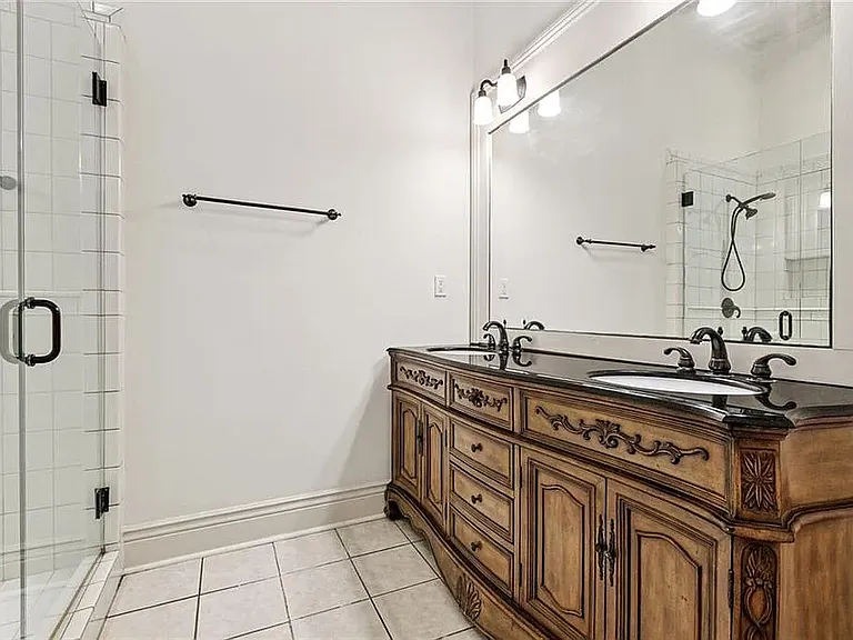 4029 Royal St — Photo 11